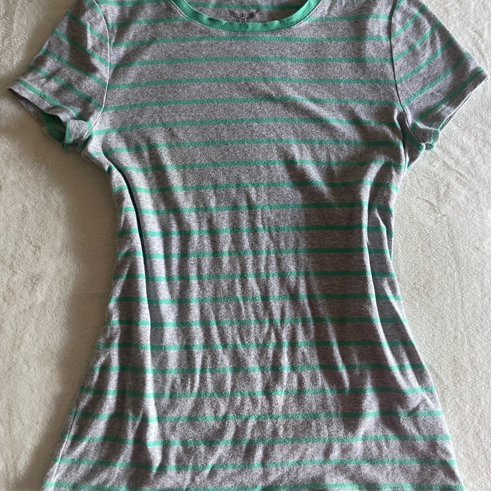 Faded Glory Green and Gray Fitted Short Sleeve Tee